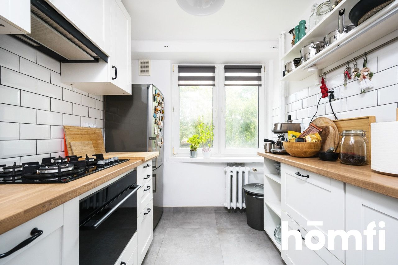 Very bright and cozy apartment for sale at Kącik st. - Zabłocie. City heating, basement, balcony, 47sqm - Apartment - Sale - Kraków, Zabłocie