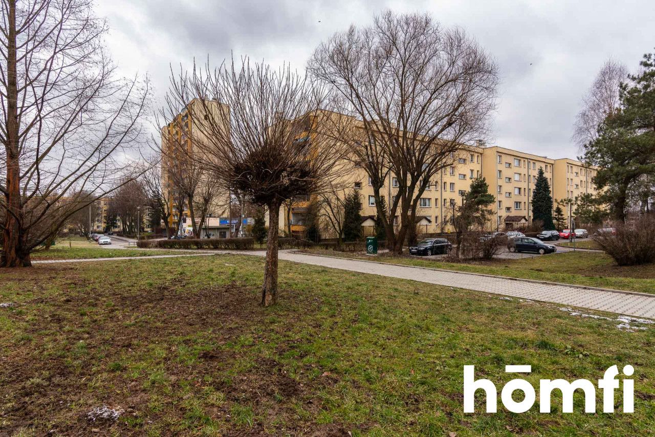 A three-room apartment with a balcony and a separate kitchen and toilet in Prądnik Czerwony - Apartment - Sale - Kraków, Śródmieście / Prądnik Czerwony