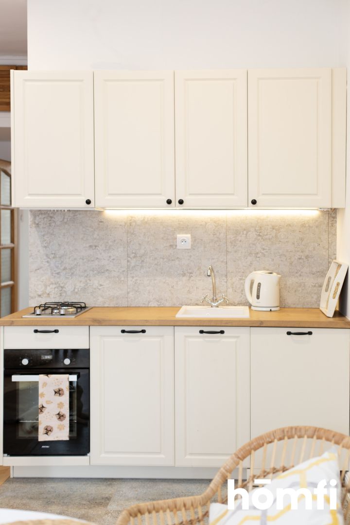 SUNNY TWO-ROOM APARTMENT ON ROZBRAT - Apartment - Rent - Warszawa, Śródmieście