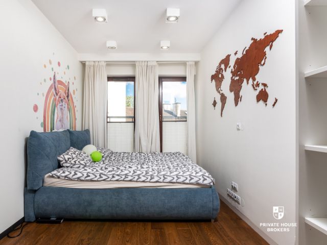 Comfortable apartment in a great location. 4 rooms - Квартира - Продаж - Kraków, Śródmieście / Grzegórzki