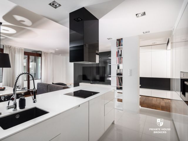 Komfortowy apartament w świetnej lokalizacji.4 pok - Mieszkanie - Sprzedaż - Kraków, Śródmieście / Grzegórzki