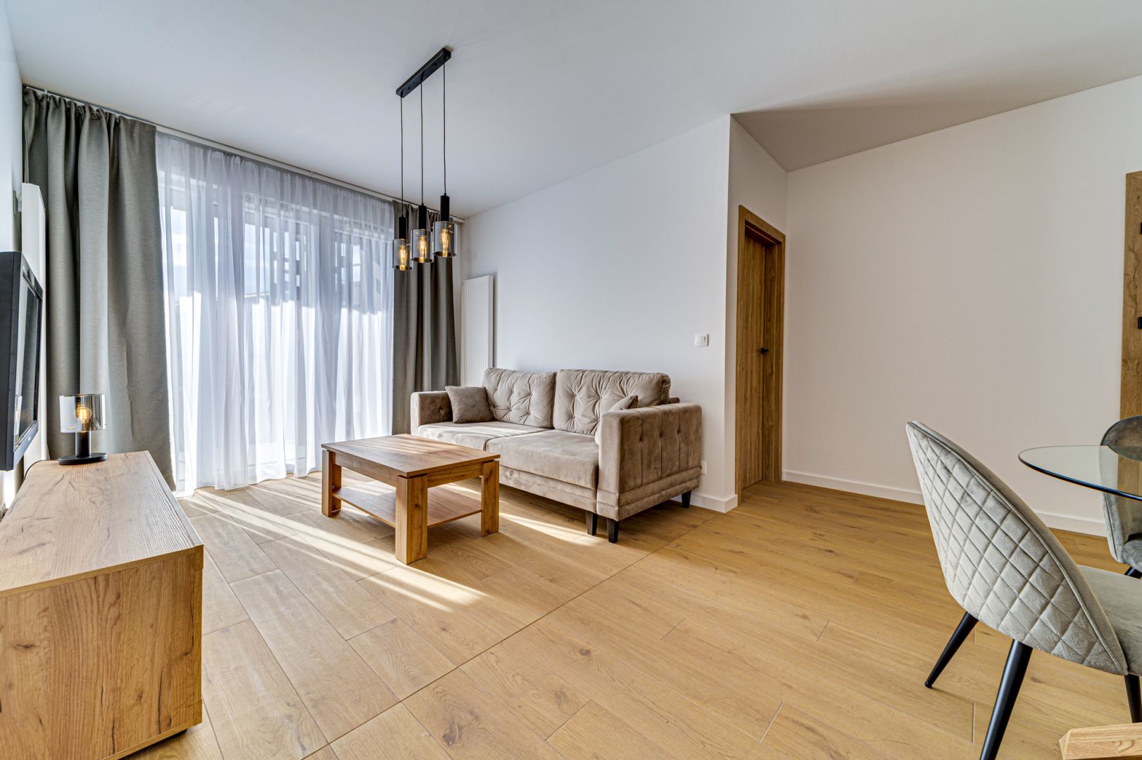 Spacious 2 bedroom apartment - Gliding Street - Apartment - Rent - Katowice, os. Paderewskiego
