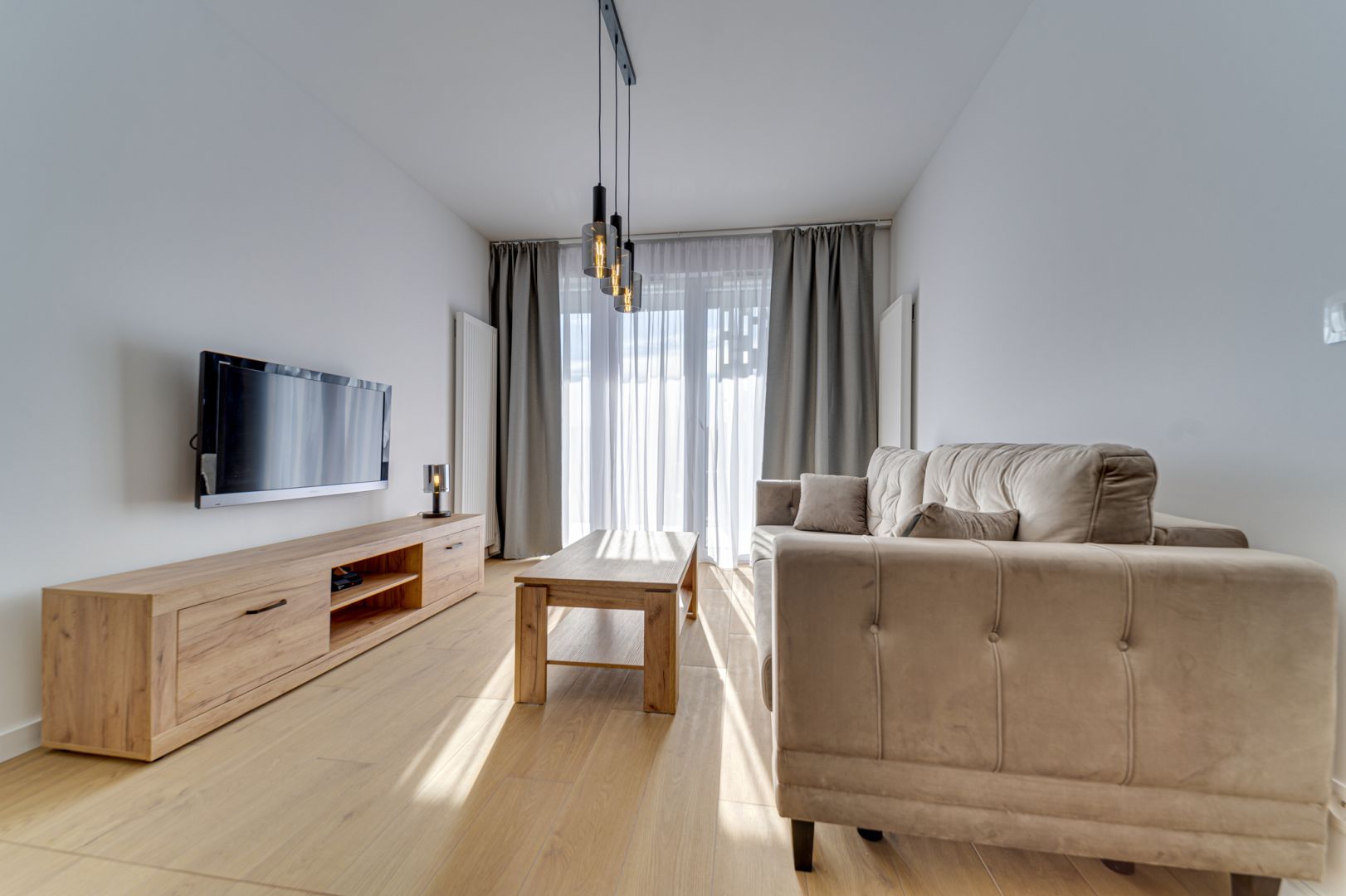 Spacious 2 bedroom apartment - Gliding Street - Apartment - Rent - Katowice, os. Paderewskiego