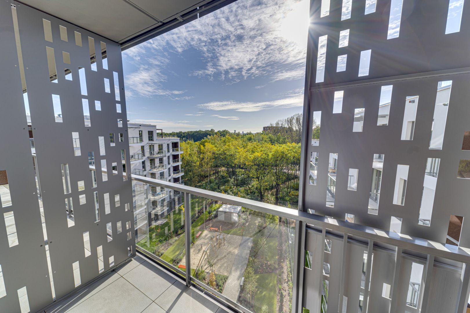 Spacious 2 bedroom apartment - Gliding Street - Apartment - Rent - Katowice, os. Paderewskiego