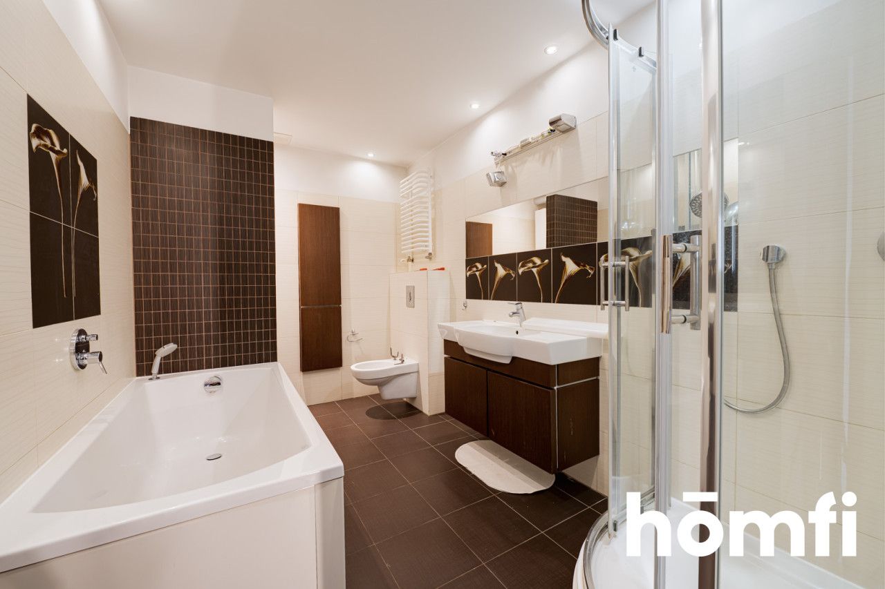 Elegant apartment in a Radom city center with great view - Apartment - Rent - Radom, Miasto Kazimierzowskie