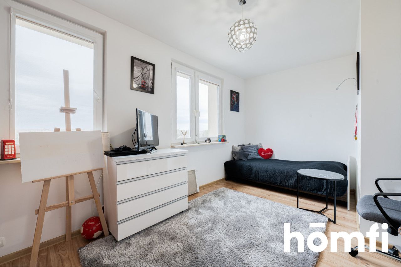 Stylish and spacious apartment in the XV-lecia housing estate. - Apartment - Sale - Radom, Os. XV-lecia