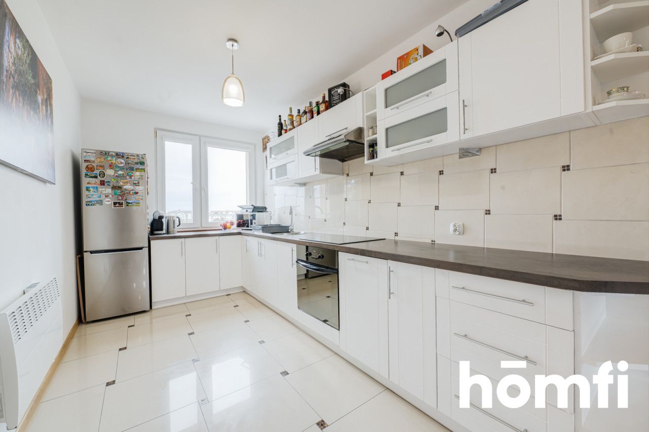 Stylish and spacious apartment in the XV-lecia housing estate. - Apartment - Sale - Radom, Os. XV-lecia