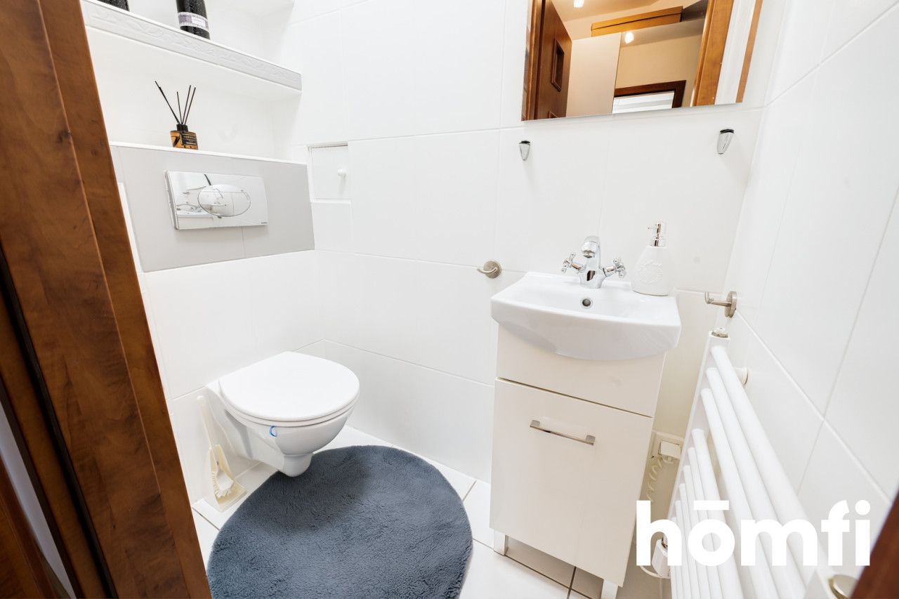 Stylish and spacious apartment in the XV-lecia housing estate. - Apartment - Sale - Radom, Os. XV-lecia