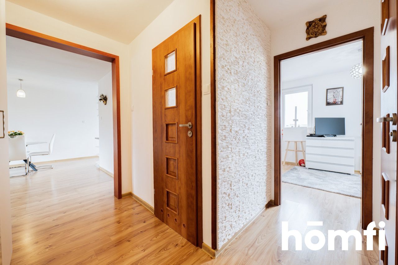 Stylish and spacious apartment in the XV-lecia housing estate. - Apartment - Sale - Radom, Os. XV-lecia