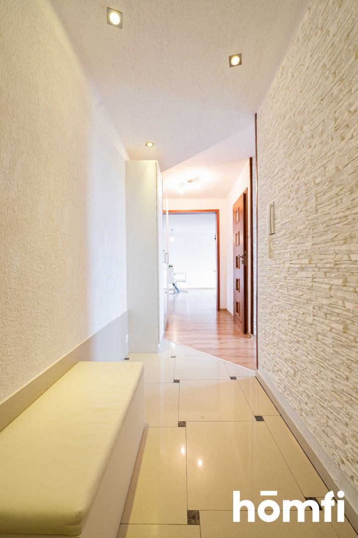 Stylish and spacious apartment in the XV-lecia housing estate. - Apartment - Sale - Radom, Os. XV-lecia