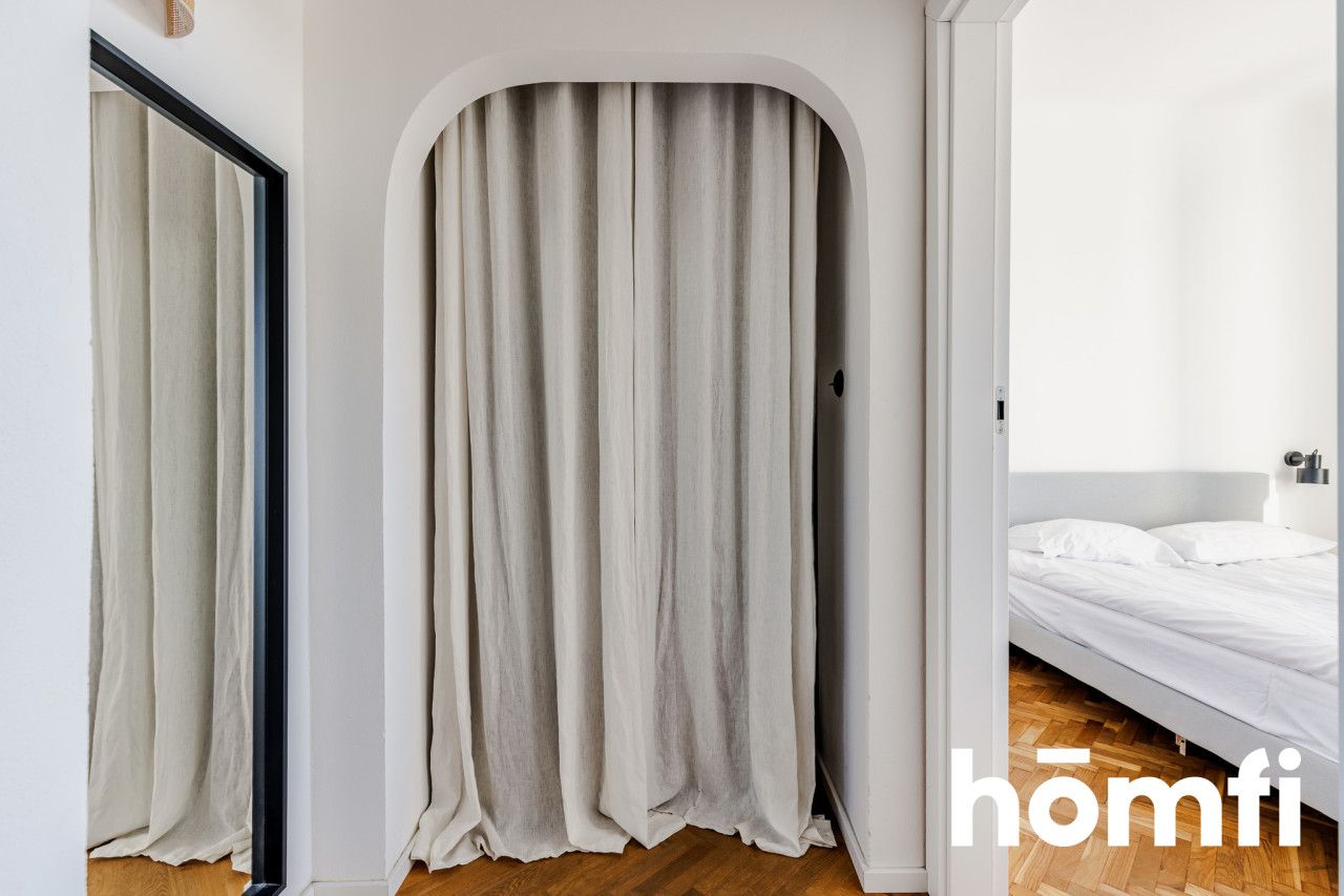 Spacious two-room apartment - ul. Marszałkowska 1 - Квартира - Продаж - Warszawa, Śródmieście / Śródmieście Południowe