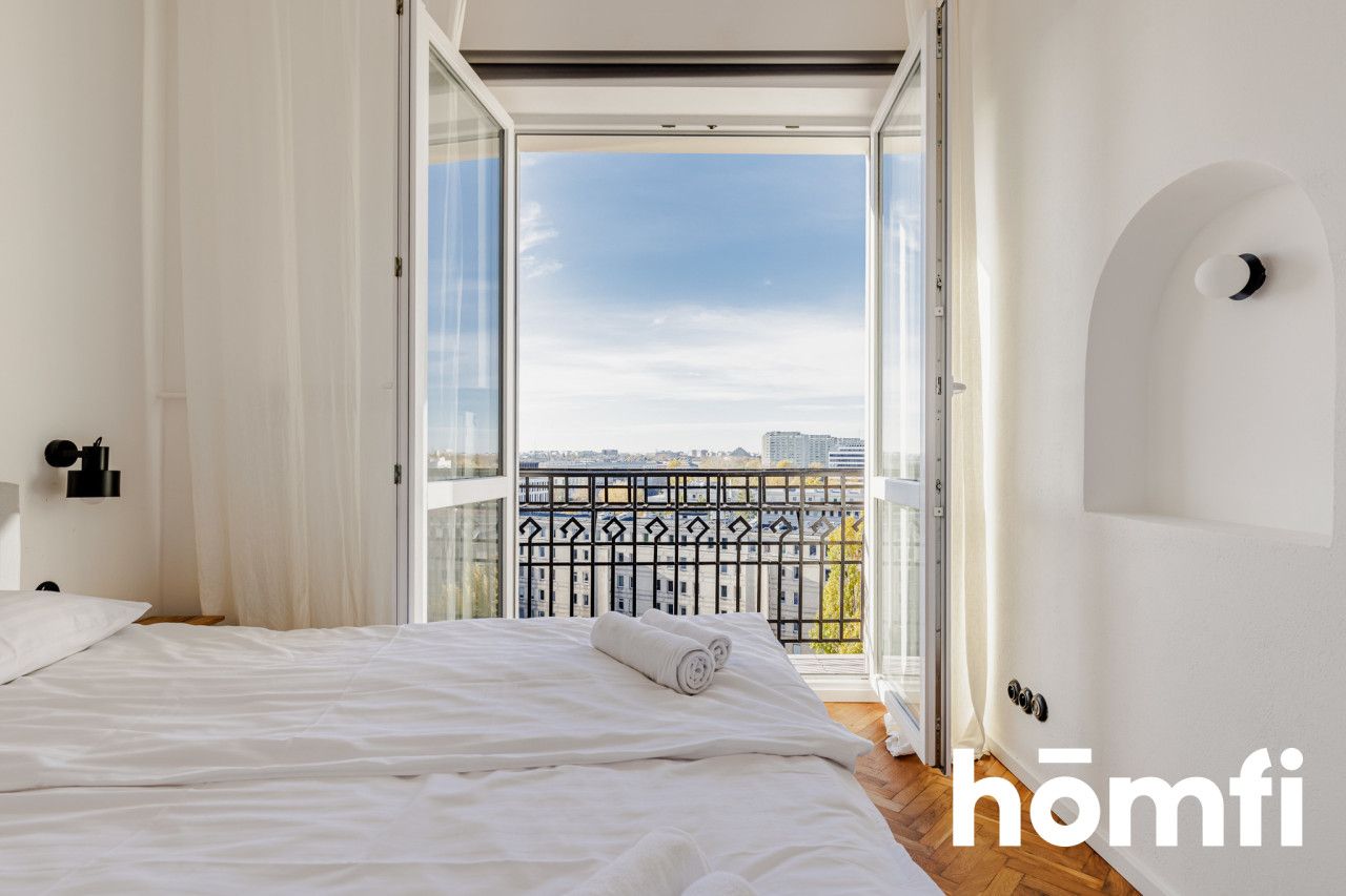 Spacious two-room apartment - ul. Marszałkowska 1 - Квартира - Продаж - Warszawa, Śródmieście / Śródmieście Południowe