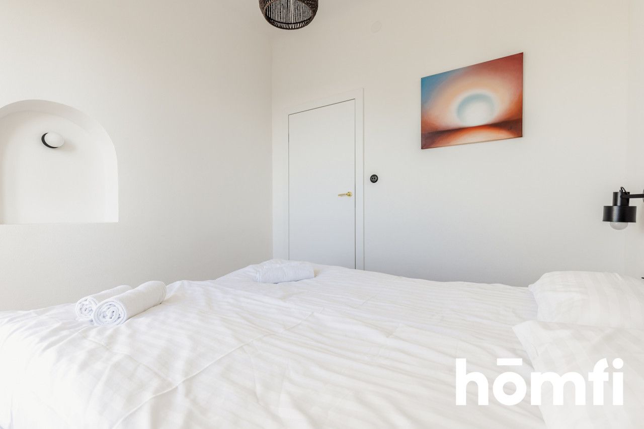 Spacious two-room apartment - ul. Marszałkowska 1 - Квартира - Продаж - Warszawa, Śródmieście / Śródmieście Południowe