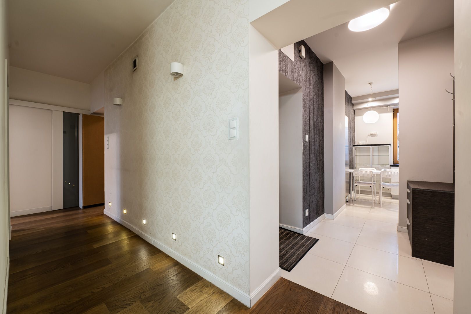 Przestronny apartament w doskonałej lokalizacji! - Mieszkanie - Sprzedaż - Radom, Śródmieście