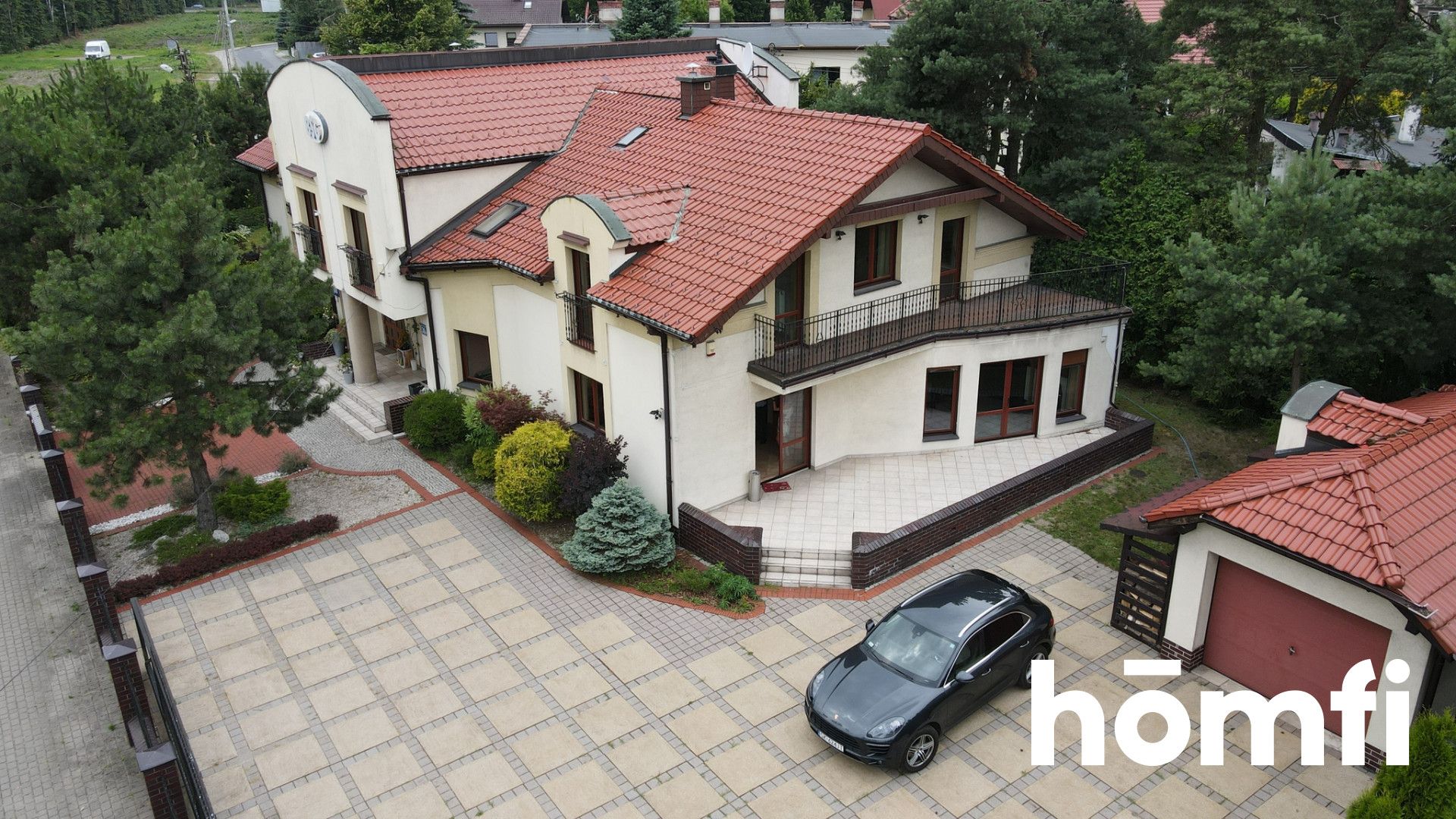 Attractive commercial and residential building for sale - Commercial premises - Sale - Katowice, Piotrowice