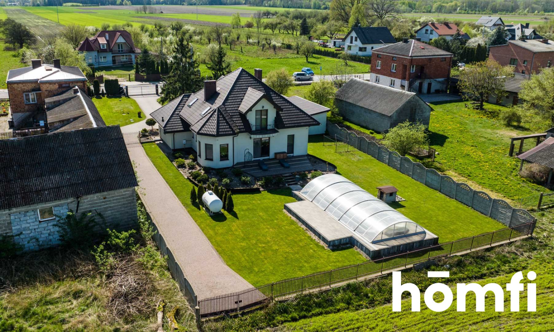 Elegancki dom w Kozinkach - Dom - Sprzedaż - Radomski, Zakrzew / Kozinki