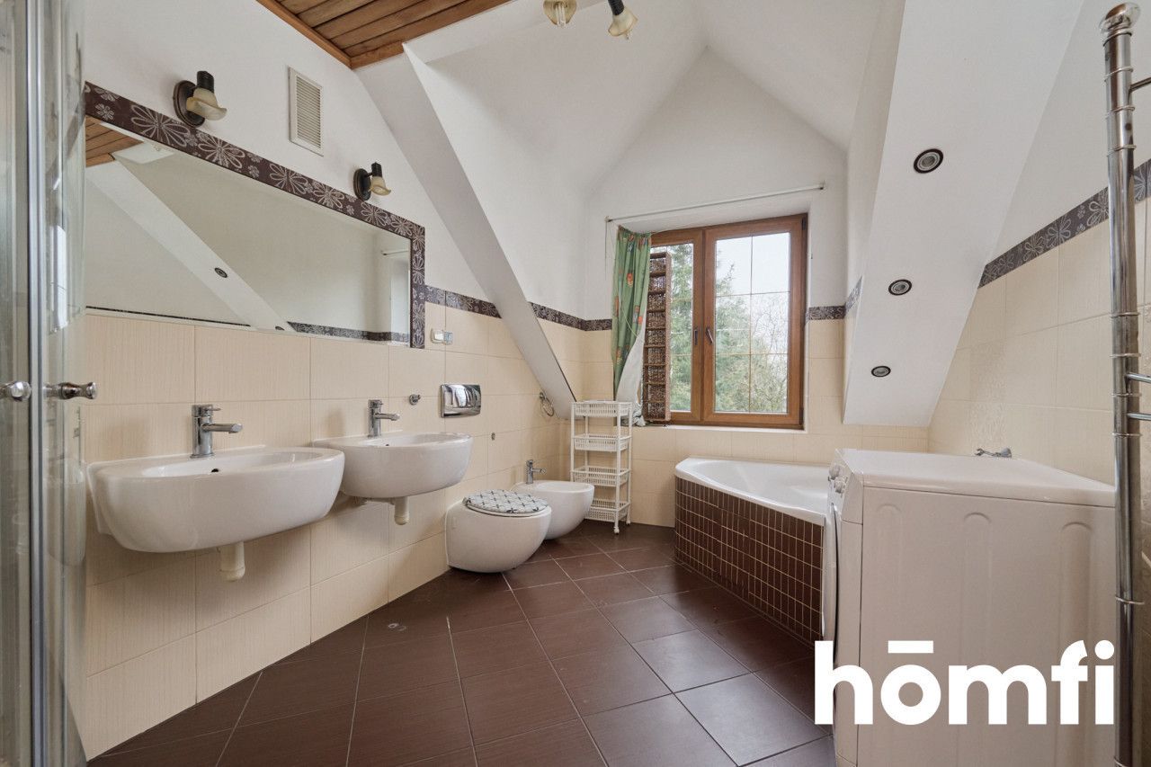 20 pokoi, 60 łóżek, dom pod inwestycję - Dom - Sprzedaż - Wrocław, Fabryczna / Oporów