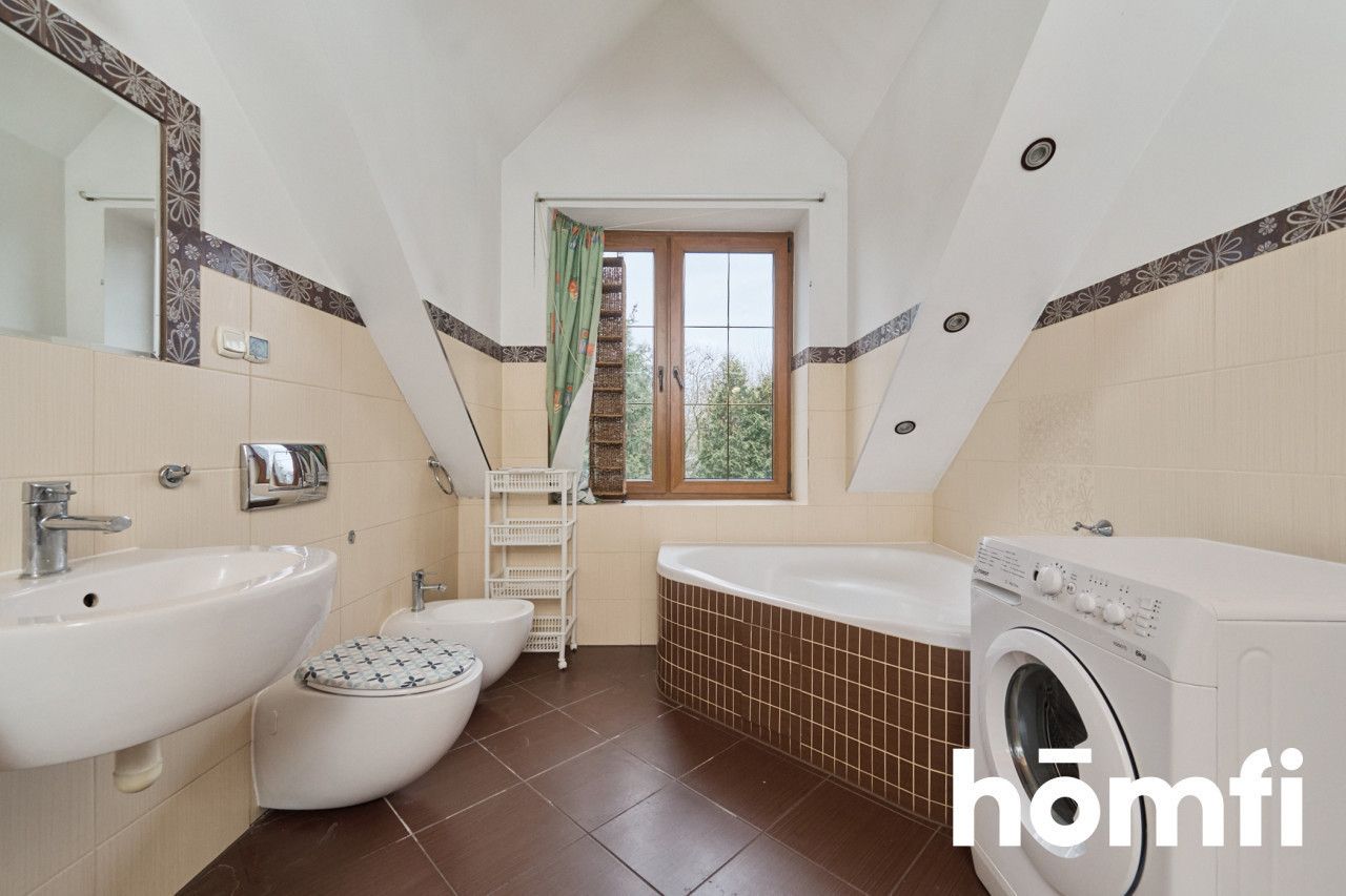 20 pokoi, 60 łóżek, dom pod inwestycję - Dom - Sprzedaż - Wrocław, Fabryczna / Oporów