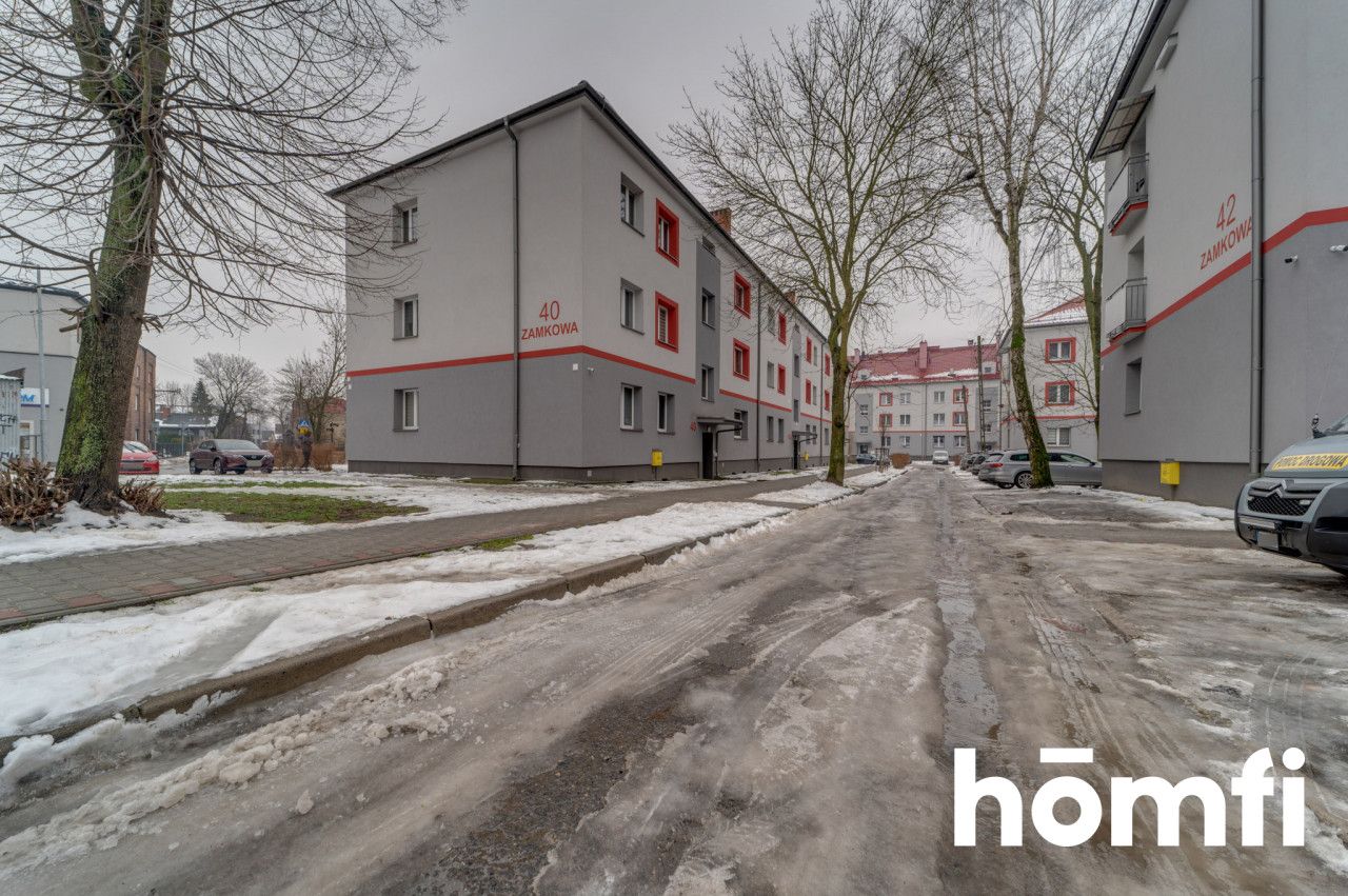 Refreshed ready to move in first floor Apartment Sale