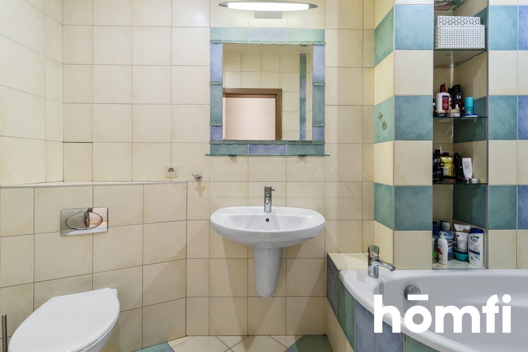A large apartment with the possibility of arranging for 4 rooms - Apartment - Sale - Radom, Śródmieście