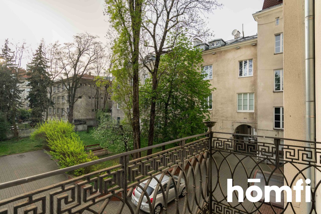 Klimatyczne 3-pok mieszkanie na Pięknej. 4,5 WYSOKIE!!! Antresola. - Mieszkanie - Wynajem - Warszawa, Śródmieście