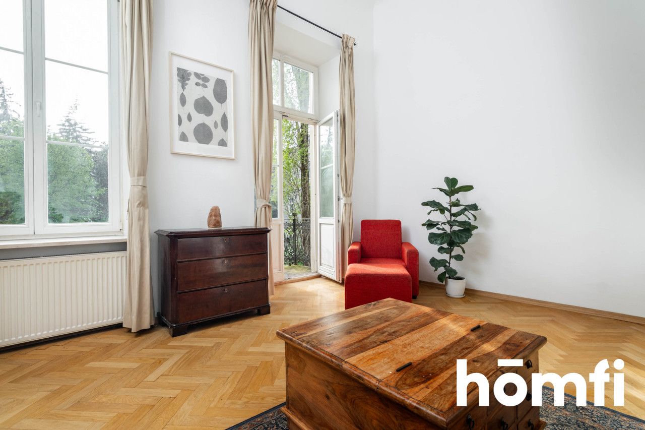 Klimatyczne 3-pok mieszkanie na Pięknej. 4,5 WYSOKIE!!! Antresola. - Mieszkanie - Wynajem - Warszawa, Śródmieście