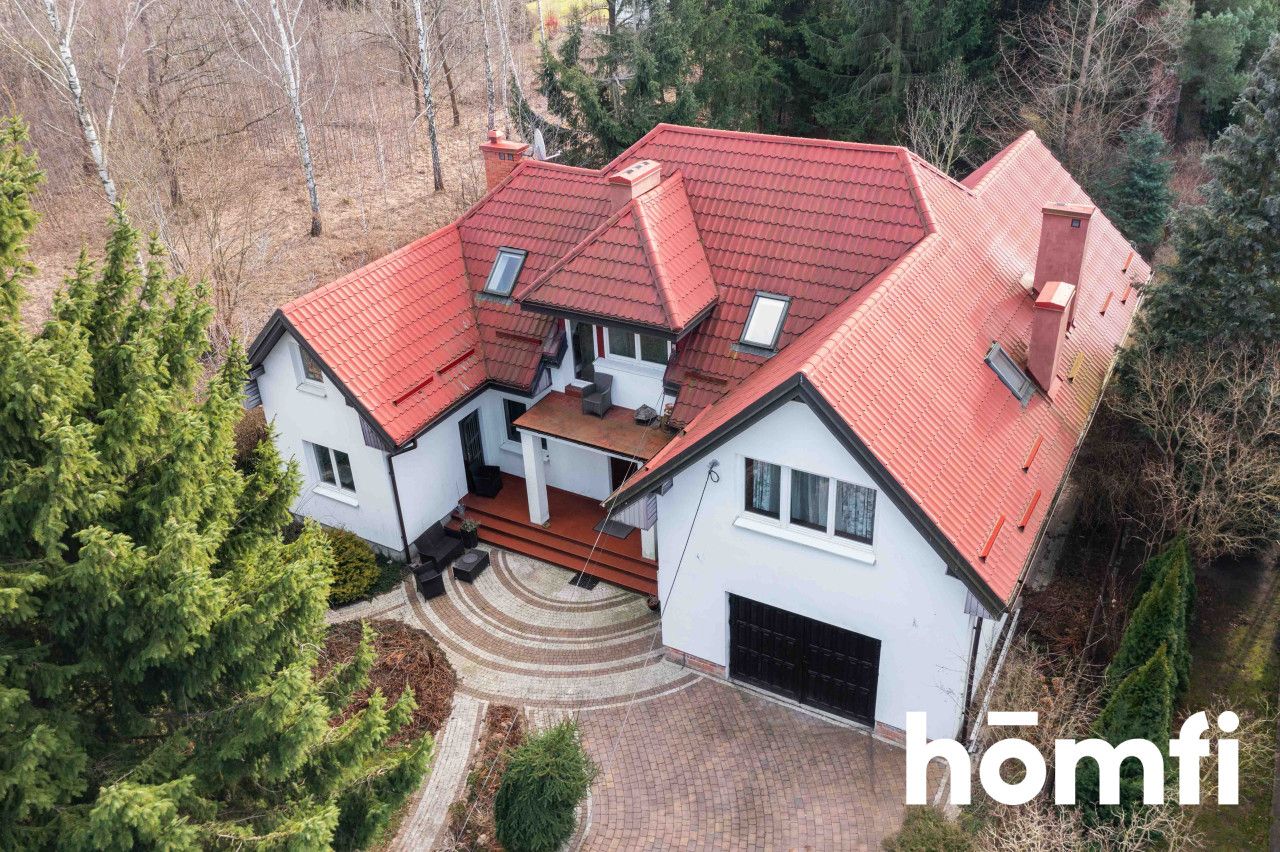 Klimatyczny dom w leśnym otoczeniu - Dom - Sprzedaż - Piaseczyński, Piaseczno