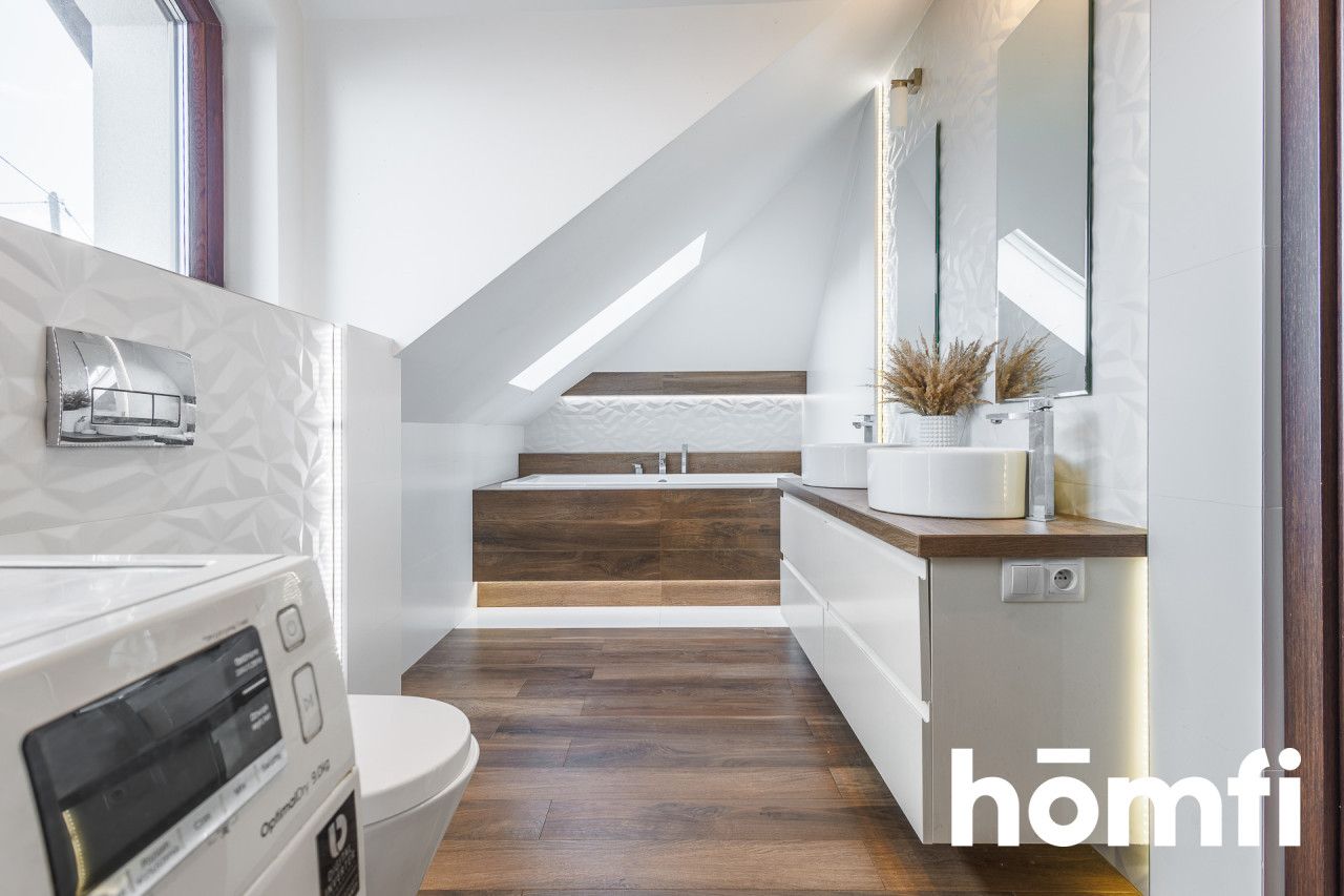 Jeden z najpiękniejszych domów w Nowej Dębie - Dom - Sprzedaż - Tarnobrzeski, Nowa Dęba