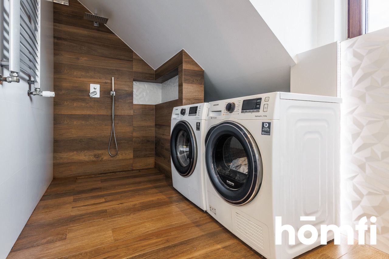 Jeden z najpiękniejszych domów w Nowej Dębie - Dom - Sprzedaż - Tarnobrzeski, Nowa Dęba