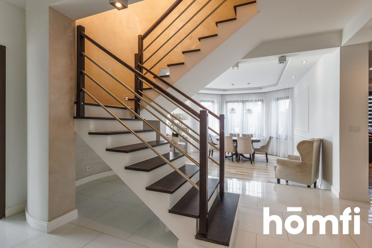 Jeden z najpiękniejszych domów w Nowej Dębie - Dom - Sprzedaż - Tarnobrzeski, Nowa Dęba