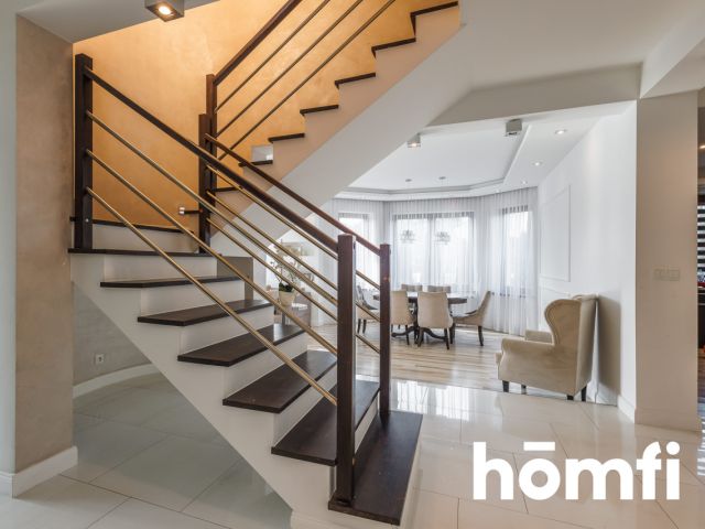 Jeden z najpiękniejszych domów w Nowej Dębie - Dom - Sprzedaż - Tarnobrzeski, Nowa Dęba