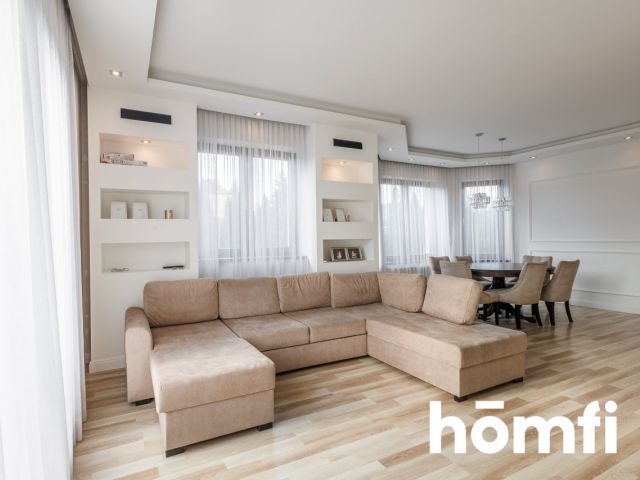 Jeden z najpiękniejszych domów w Nowej Dębie - Dom - Sprzedaż - Tarnobrzeski, Nowa Dęba