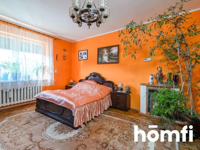 Dom z dwoma mieszkaniami i garażem - Dom - Sprzedaż - Koszalin