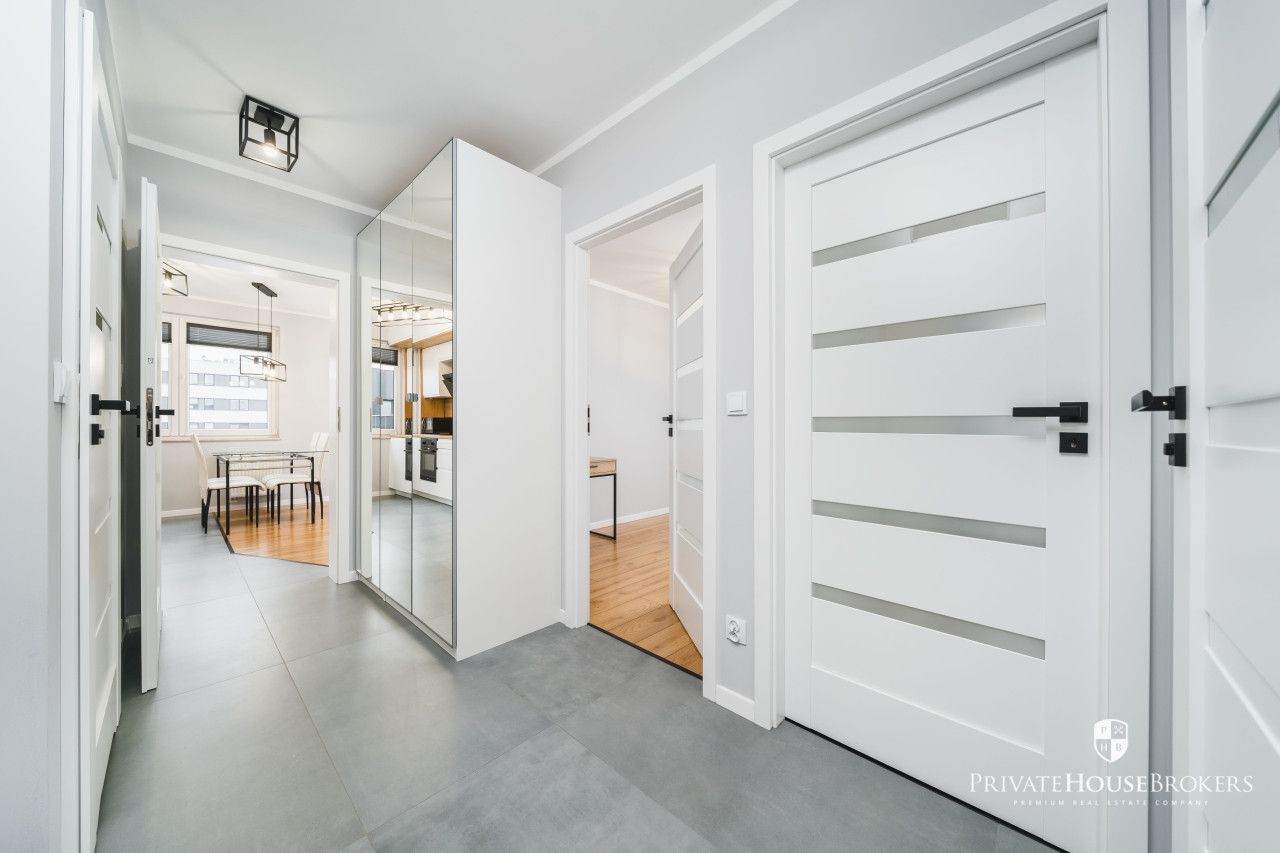 Cozy 2-bedroom apartment|8th floor|Osiedle Piastow|Mistrzejowice - Apartment - Rent - Kraków, Nowa Huta / Mistrzejowice