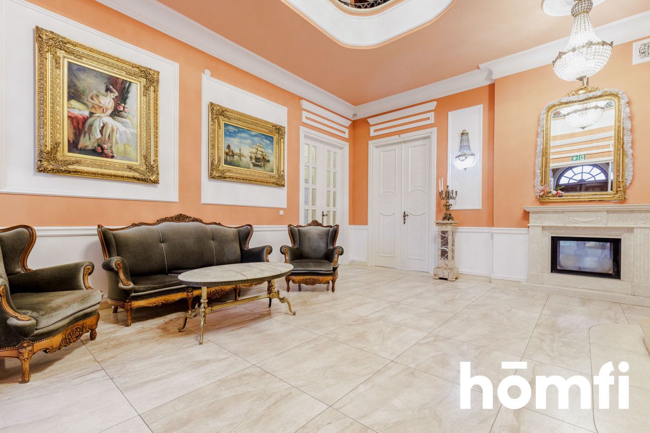 COMPLEX OF MANOR BUILDINGS - HOTEL - Комерційне приміщення - Продаж - Grójecki, Pniewy / Osieczek