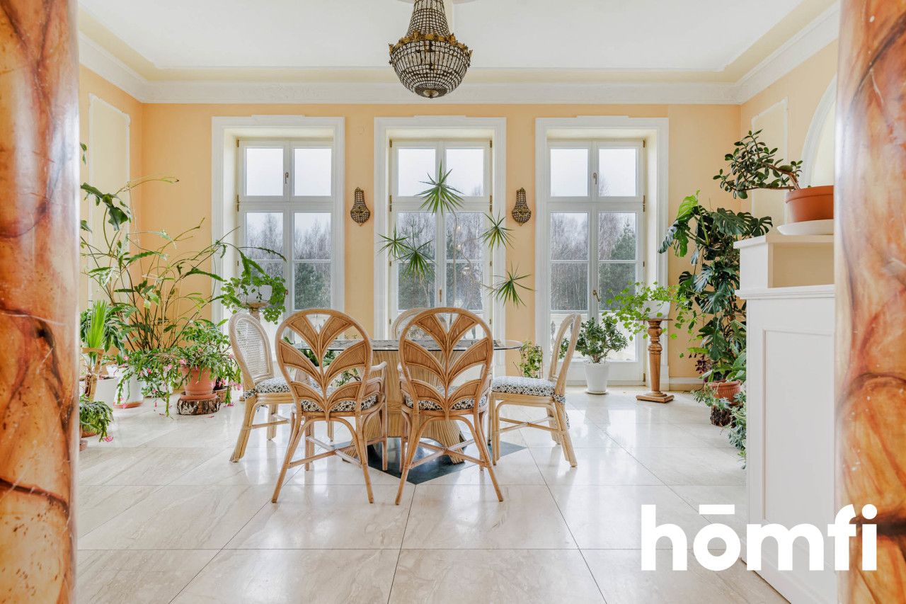 COMPLEX OF MANOR BUILDINGS - HOTEL - Комерційне приміщення - Продаж - Grójecki, Pniewy / Osieczek