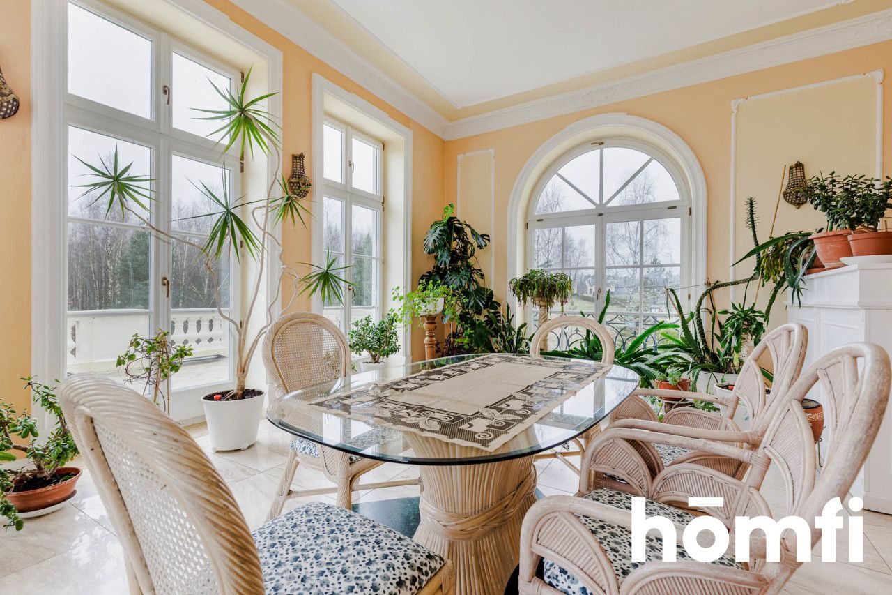 COMPLEX OF MANOR BUILDINGS - HOTEL - Комерційне приміщення - Продаж - Grójecki, Pniewy / Osieczek