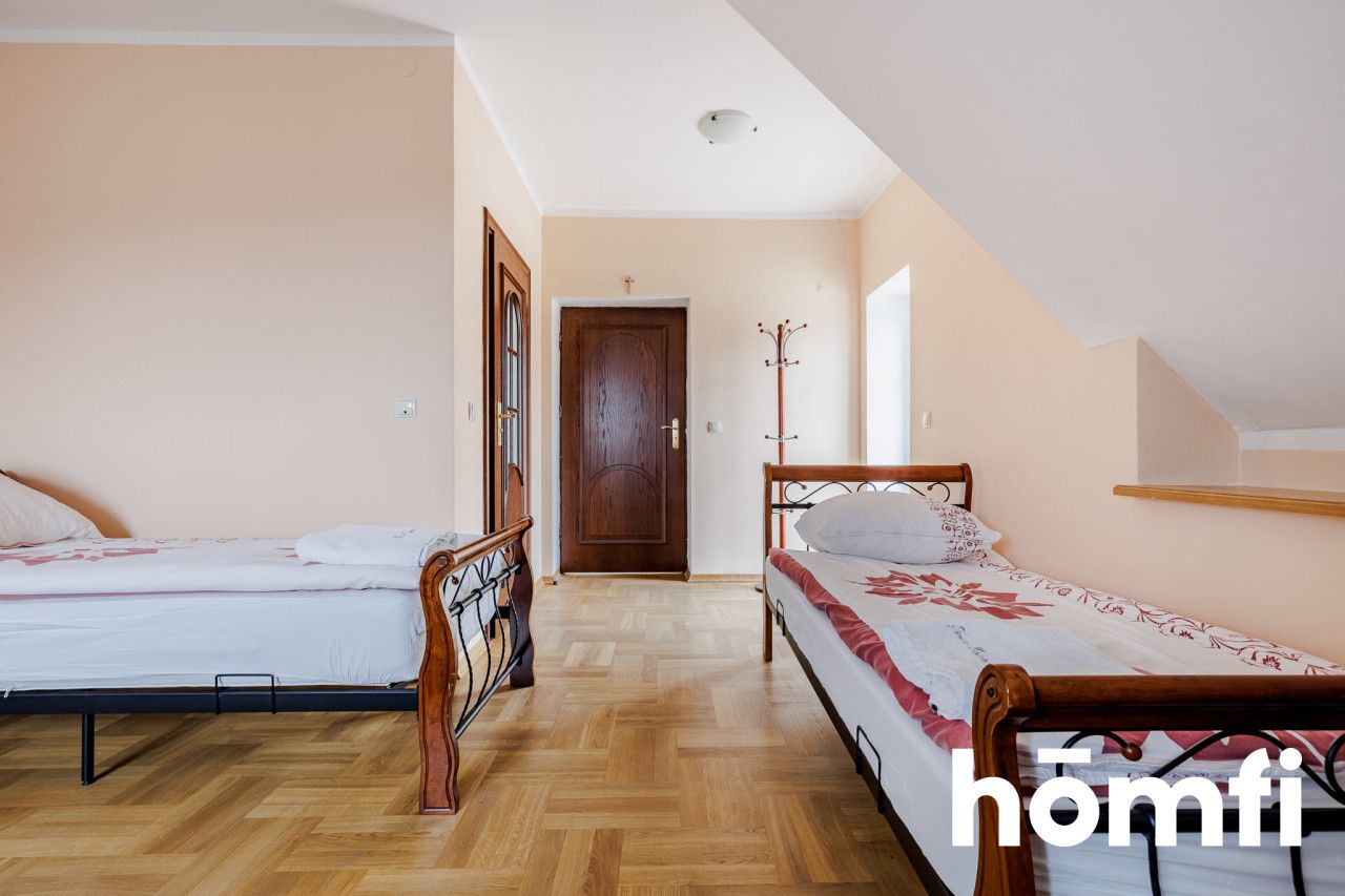 COMPLEX OF MANOR BUILDINGS - HOTEL - Комерційне приміщення - Продаж - Grójecki, Pniewy / Osieczek