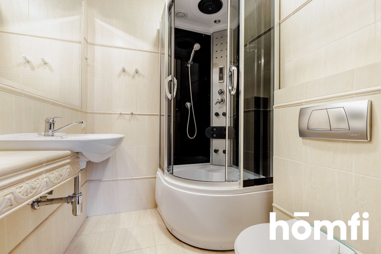 COMPLEX OF MANOR BUILDINGS - HOTEL - Комерційне приміщення - Продаж - Grójecki, Pniewy / Osieczek