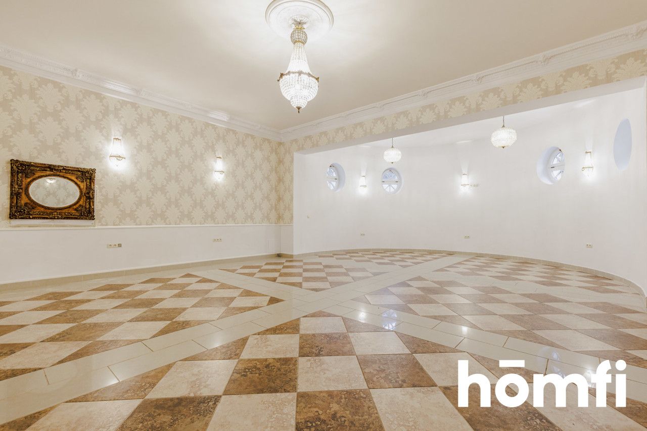 COMPLEX OF MANOR BUILDINGS - HOTEL - Комерційне приміщення - Продаж - Grójecki, Pniewy / Osieczek