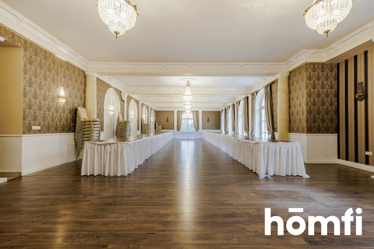 COMPLEX OF MANOR BUILDINGS - HOTEL - Комерційне приміщення - Продаж - Grójecki, Pniewy / Osieczek