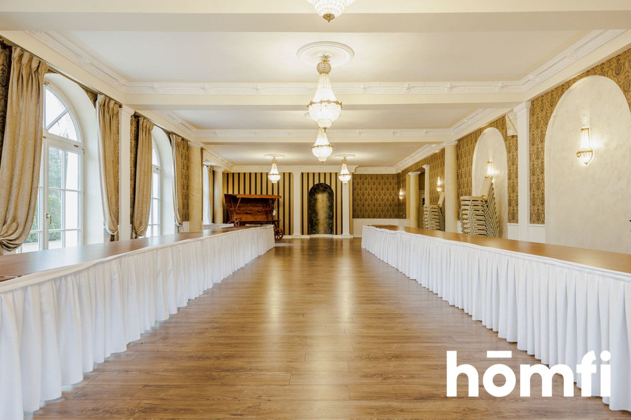 COMPLEX OF MANOR BUILDINGS - HOTEL - Комерційне приміщення - Продаж - Grójecki, Pniewy / Osieczek