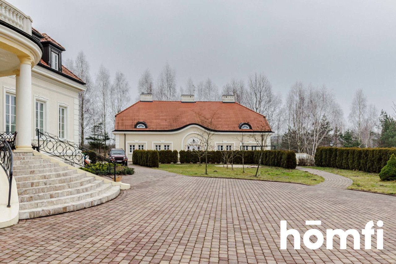 COMPLEX OF MANOR BUILDINGS - HOTEL - Комерційне приміщення - Продаж - Grójecki, Pniewy / Osieczek