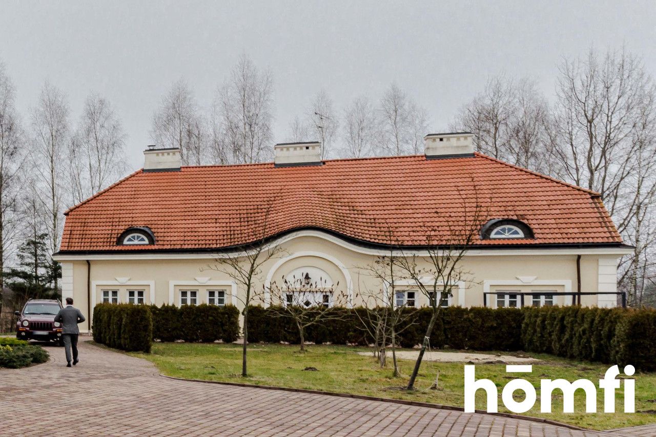 COMPLEX OF MANOR BUILDINGS - HOTEL - Комерційне приміщення - Продаж - Grójecki, Pniewy / Osieczek