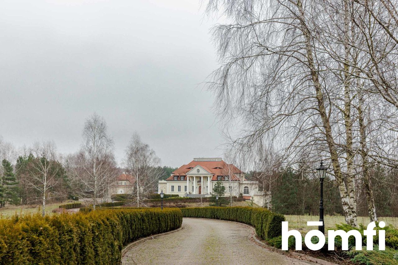 COMPLEX OF MANOR BUILDINGS - HOTEL - Комерційне приміщення - Продаж - Grójecki, Pniewy / Osieczek