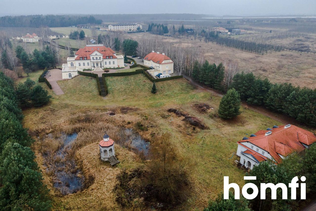 COMPLEX OF MANOR BUILDINGS - HOTEL - Комерційне приміщення - Продаж - Grójecki, Pniewy / Osieczek