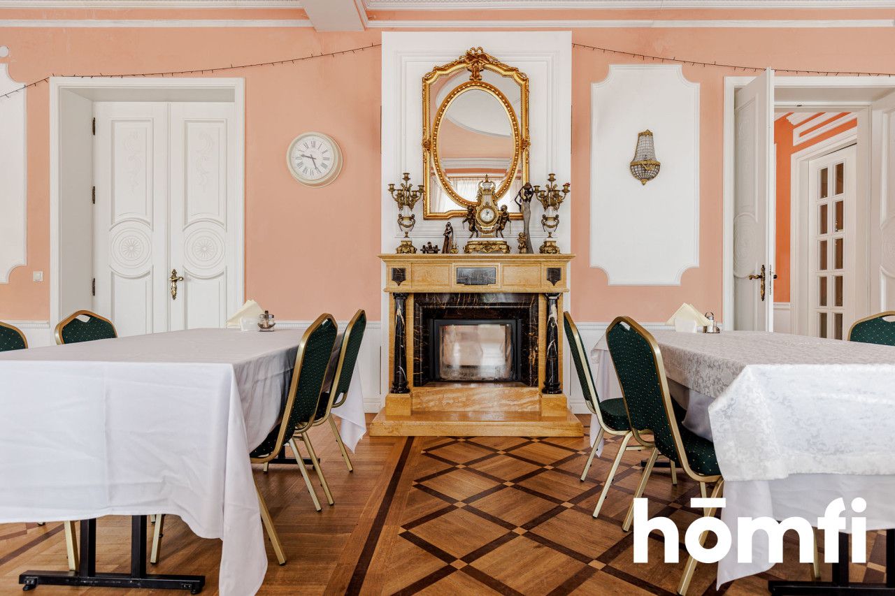 COMPLEX OF MANOR BUILDINGS - HOTEL - Комерційне приміщення - Продаж - Grójecki, Pniewy / Osieczek