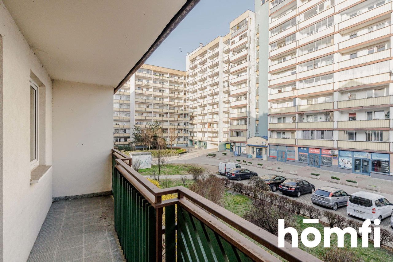 Dwa pokoje do remontu na sprzedaż - Mieszkanie - Sprzedaż - Warszawa, Białołęka / Nowodwory