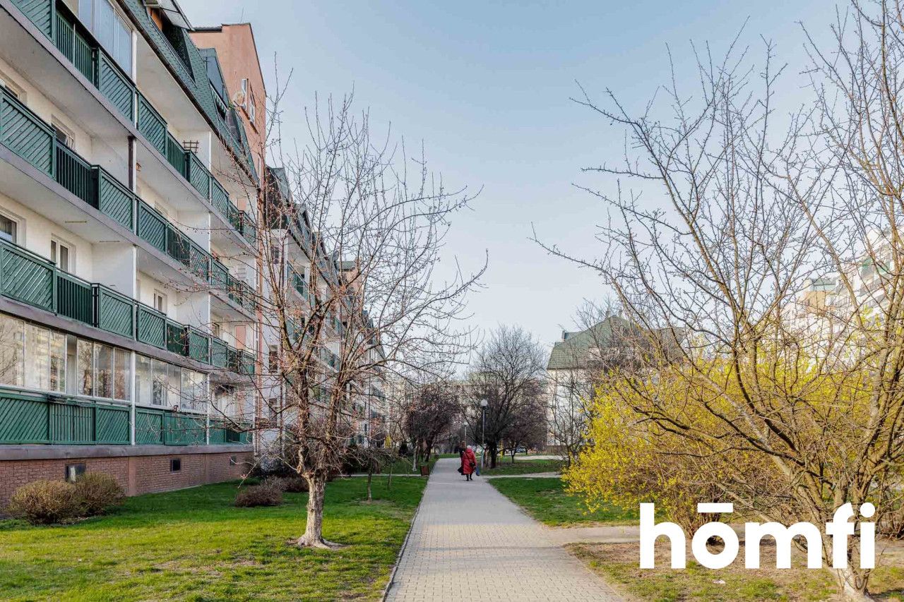 Dwa pokoje do remontu na sprzedaż - Mieszkanie - Sprzedaż - Warszawa, Białołęka / Nowodwory