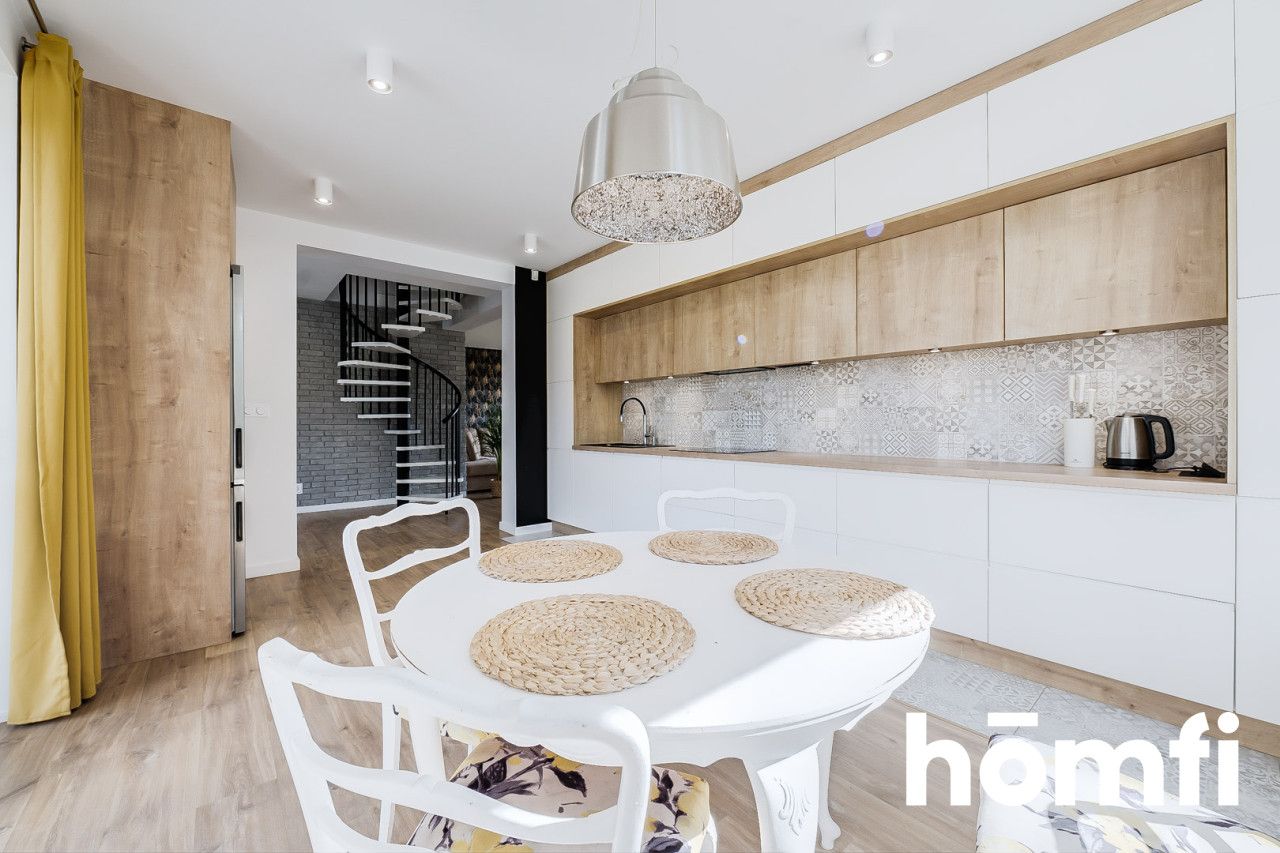 Stylowe wnętrze i spokojna lokalizacja - Dom - Sprzedaż - Radomski, Wolanów / Rogowa